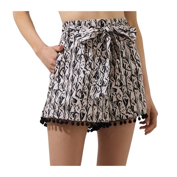 Sugar Lips Pants - Sugar Lips Curve Womens 1X‎ Shorts Black White Print Pom Pom Tie Waist Cotton
